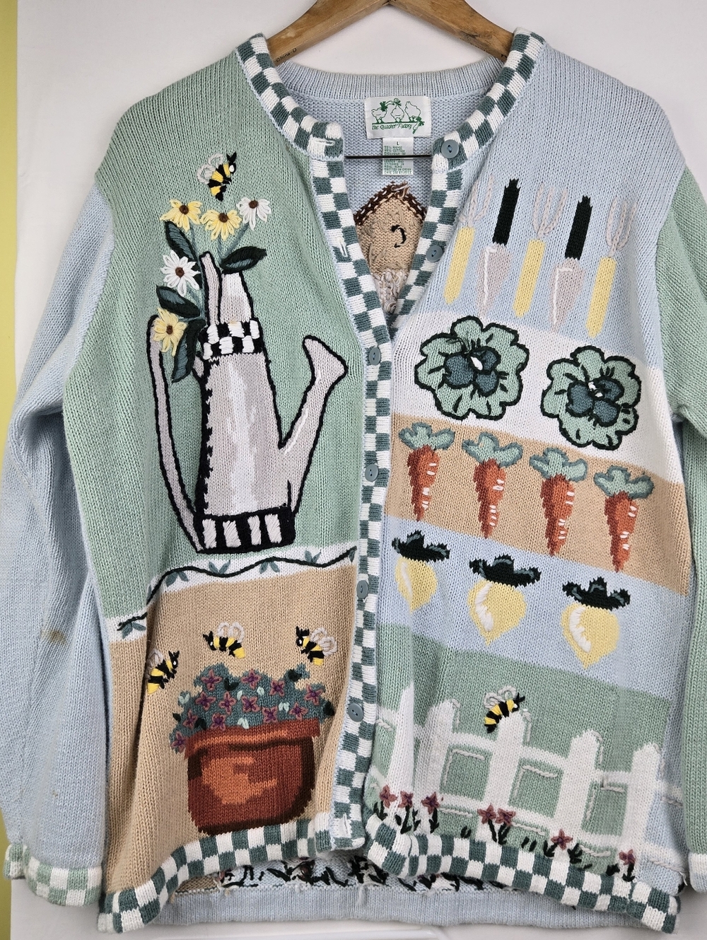 The Quaker Factory Garden Cardigan Sweater Womens Sz Large: Vegetables, Bunny